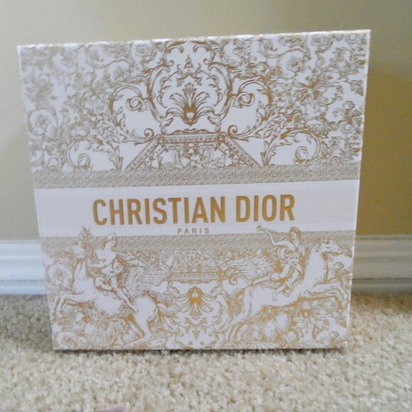 Christian Dior empty box with ribbons. New - Picture 6 of 9